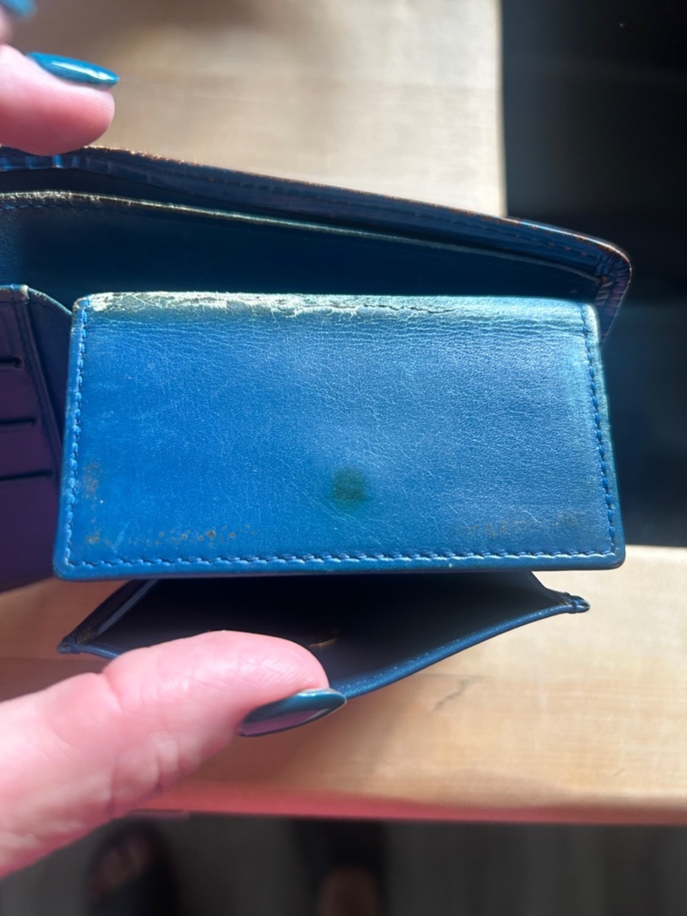 Louis Vuitton Blue Epi Leather Bifold Wallet with Embossed LV PROJECT ITEM - Picture 6 of 10